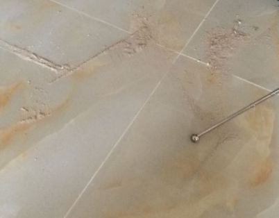 旅顺口瓷砖空鼓维修公司分享粘合剂选择不当在瓷砖铺贴过程中可能导致以下问题